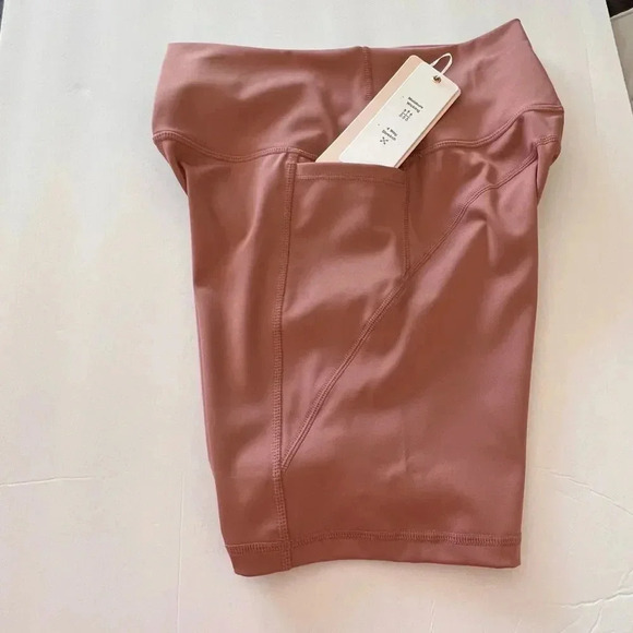 High Waisted Shorts Activewear Seam Detail Side Pockets Pink Clay Compression - Picture 4 of 8